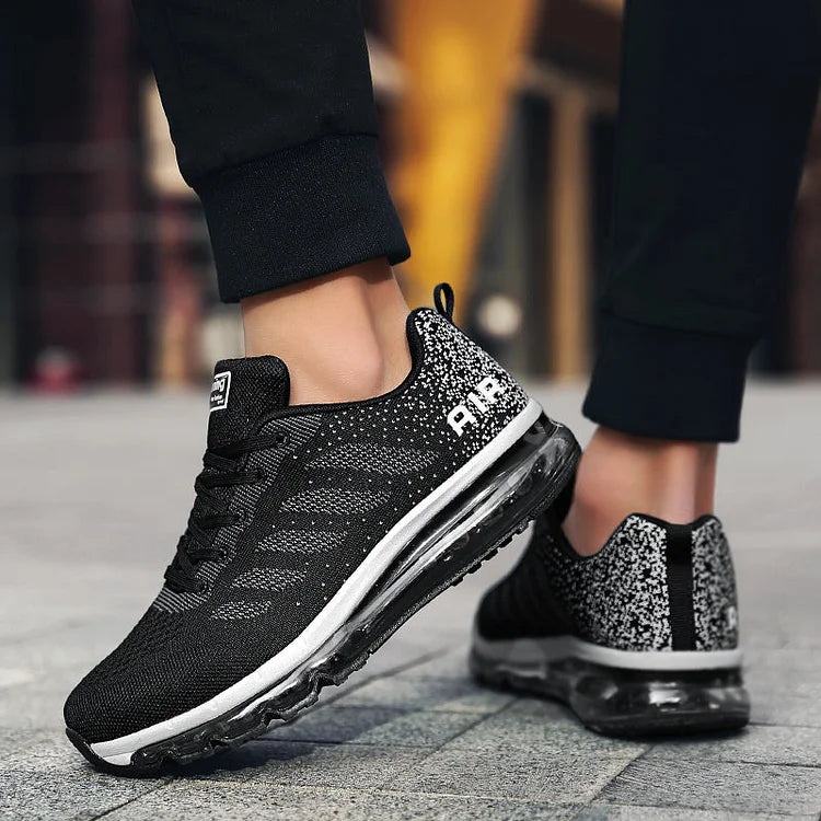 Unisex Lightweight Couple's Outdoor Fly Knit Travel Sneakers