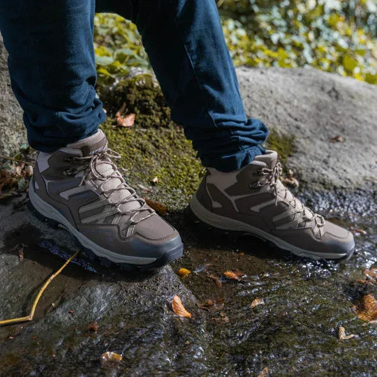 Lightweight Orthopaedic Outdoor & Hiking Boots With Cushioning Sole