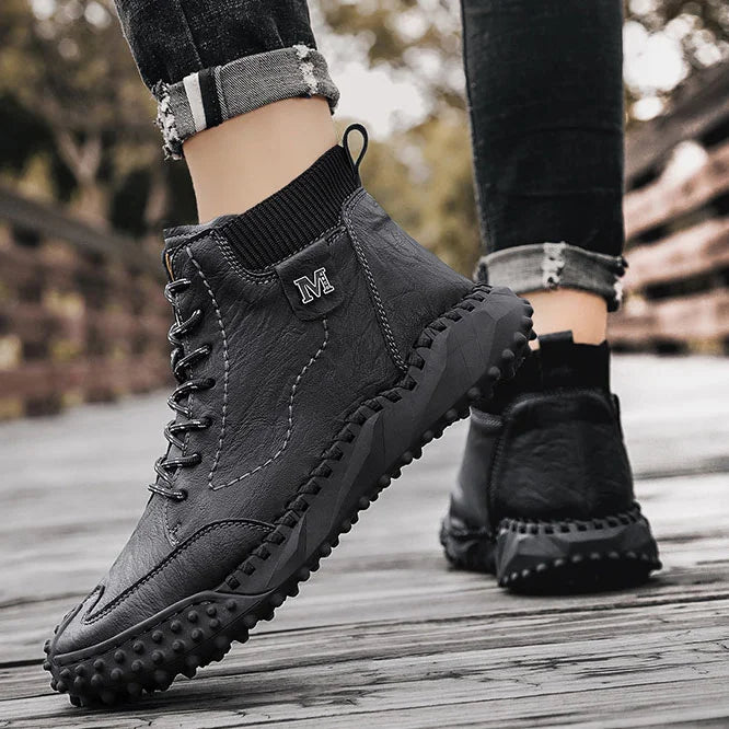 Men Ankle Boots Winter Warm Snow Boots Thick Plush Men Handmade Leather Boots Outdoor Waterproof Work Boots