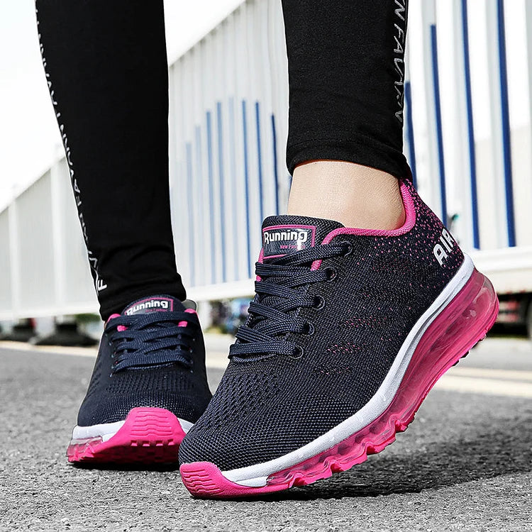 Unisex Lightweight Couple's Outdoor Fly Knit Travel Sneakers