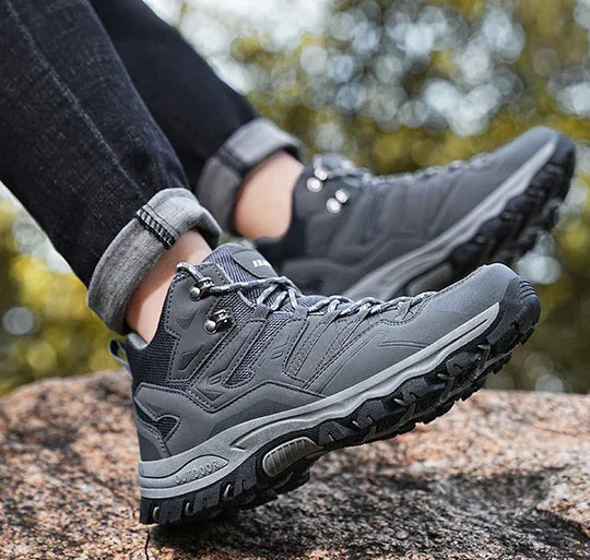 Lightweight Orthopaedic Outdoor & Hiking Boots With Cushioning Sole