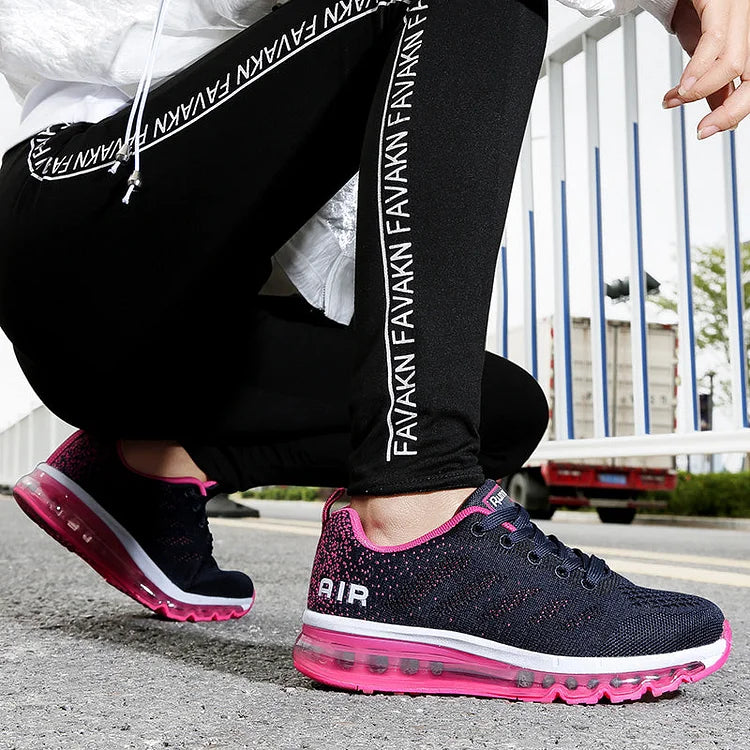 Unisex Lightweight Couple's Outdoor Fly Knit Travel Sneakers