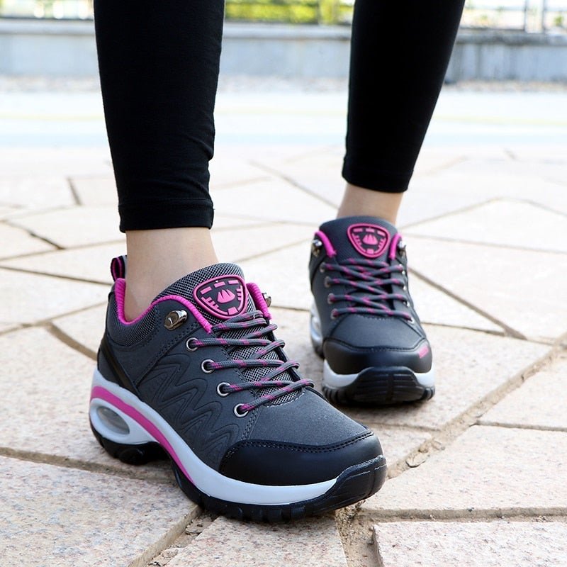 Hiking Delta Orthotic Shoes - Black Pink
