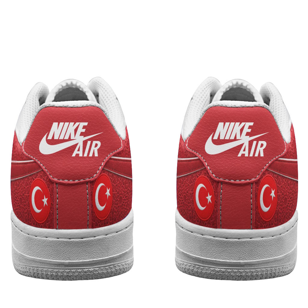 Turkey Air Low-Top Sneakers 2026