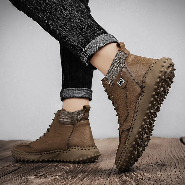 Men Ankle Boots Winter Warm Snow Boots Thick Plush Men Handmade Leather Boots Outdoor Waterproof Work Boots