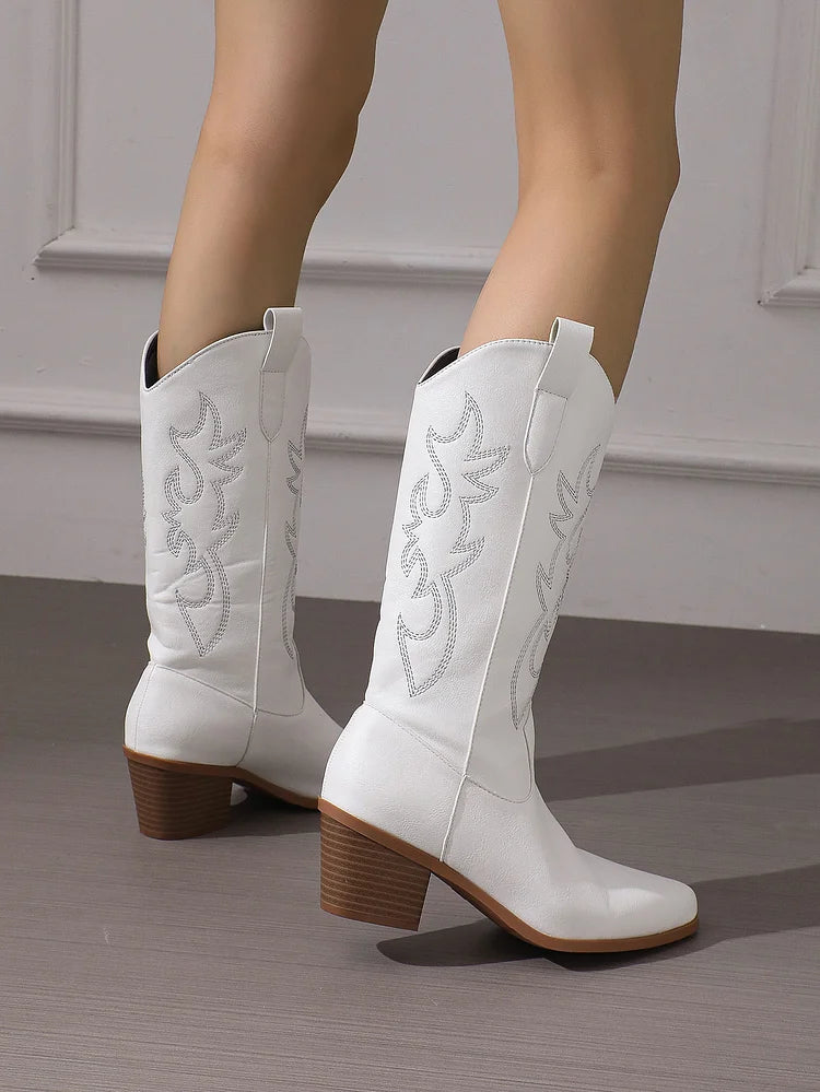 Cowboy Heel Boots with Leaf Embroidery