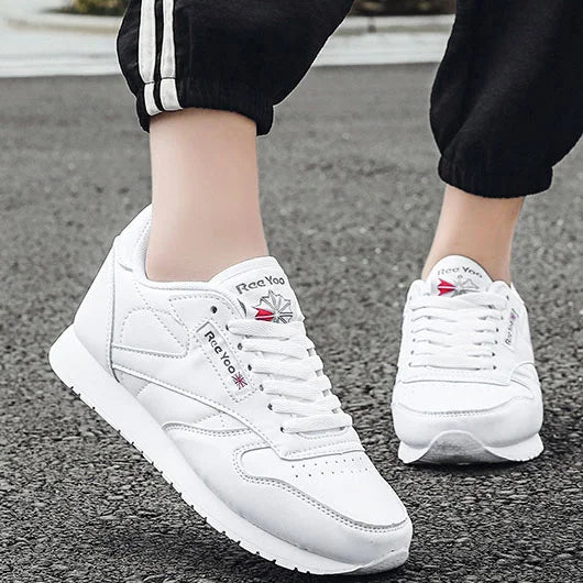Mesh Breathable Comfortable Soft Sneaker