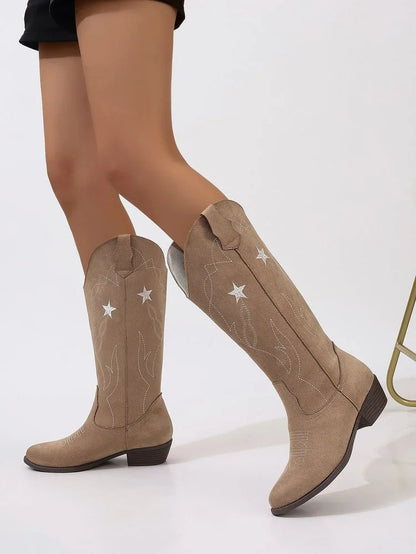 Cowboy Boots With Star Embroidery