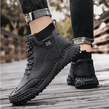 Men Ankle Boots Winter Warm Snow Boots Thick Plush Men Handmade Leather Boots Outdoor Waterproof Work Boots
