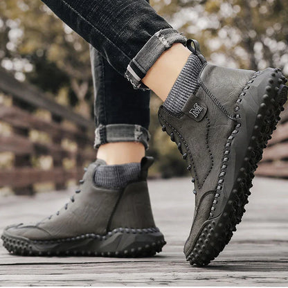 Men Ankle Boots Winter Warm Snow Boots Thick Plush Men Handmade Leather Boots Outdoor Waterproof Work Boots