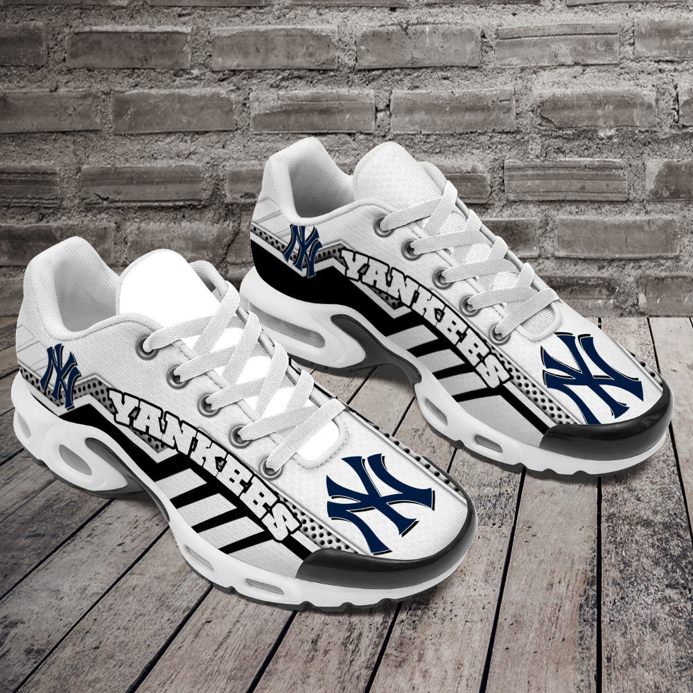 Footwearstorm New York Yankees TN Shoes Sneakers For Men And Women 2309189